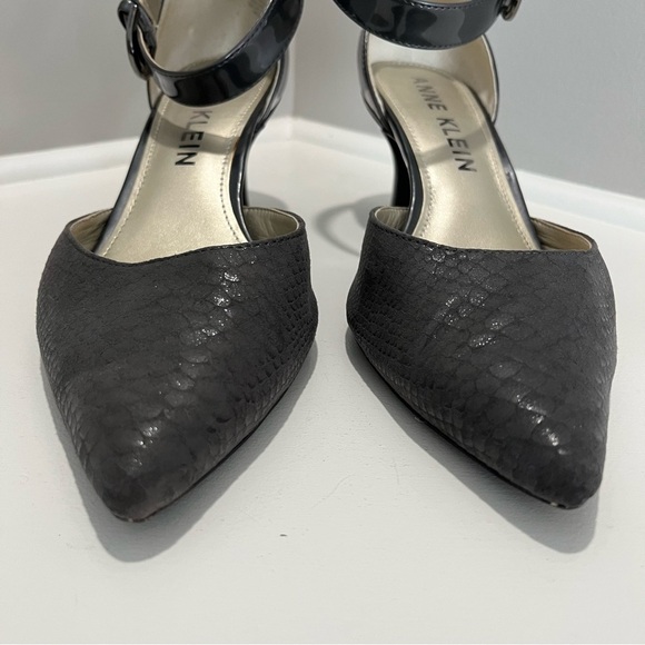 Anne Klein Fabulist Pump Gray Snakeskin Pattern Ankle Strap - Picture 5 of 13